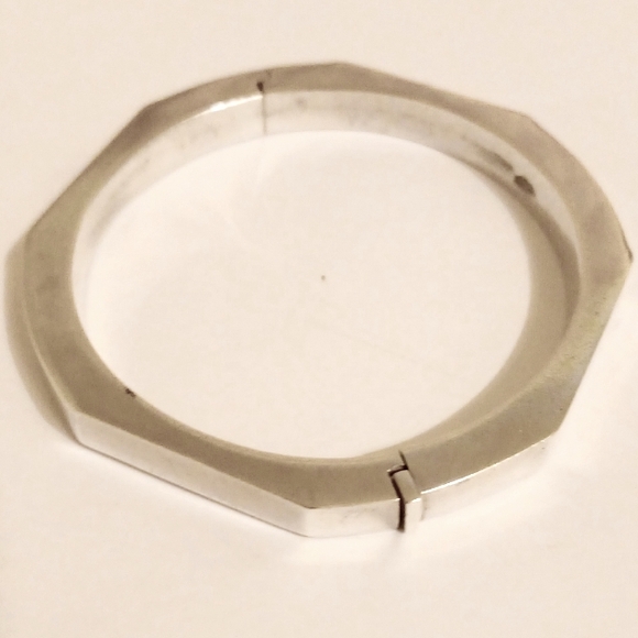 Sterling Silver 925 Italy Modernist Hexagonal Heavy Bangle Bracelet Size 7.5" - Picture 1 of 5